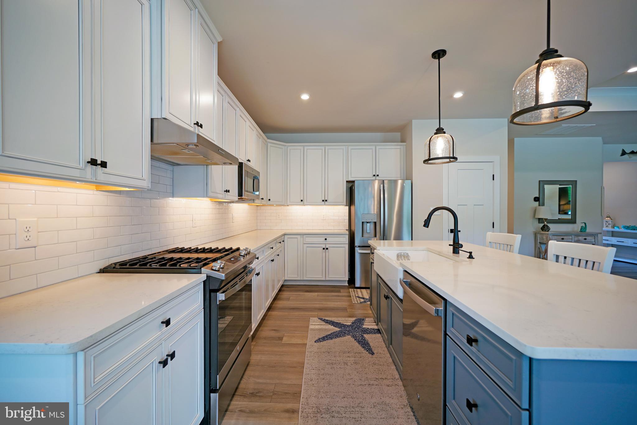 OCEAN MEADOWS - Residential