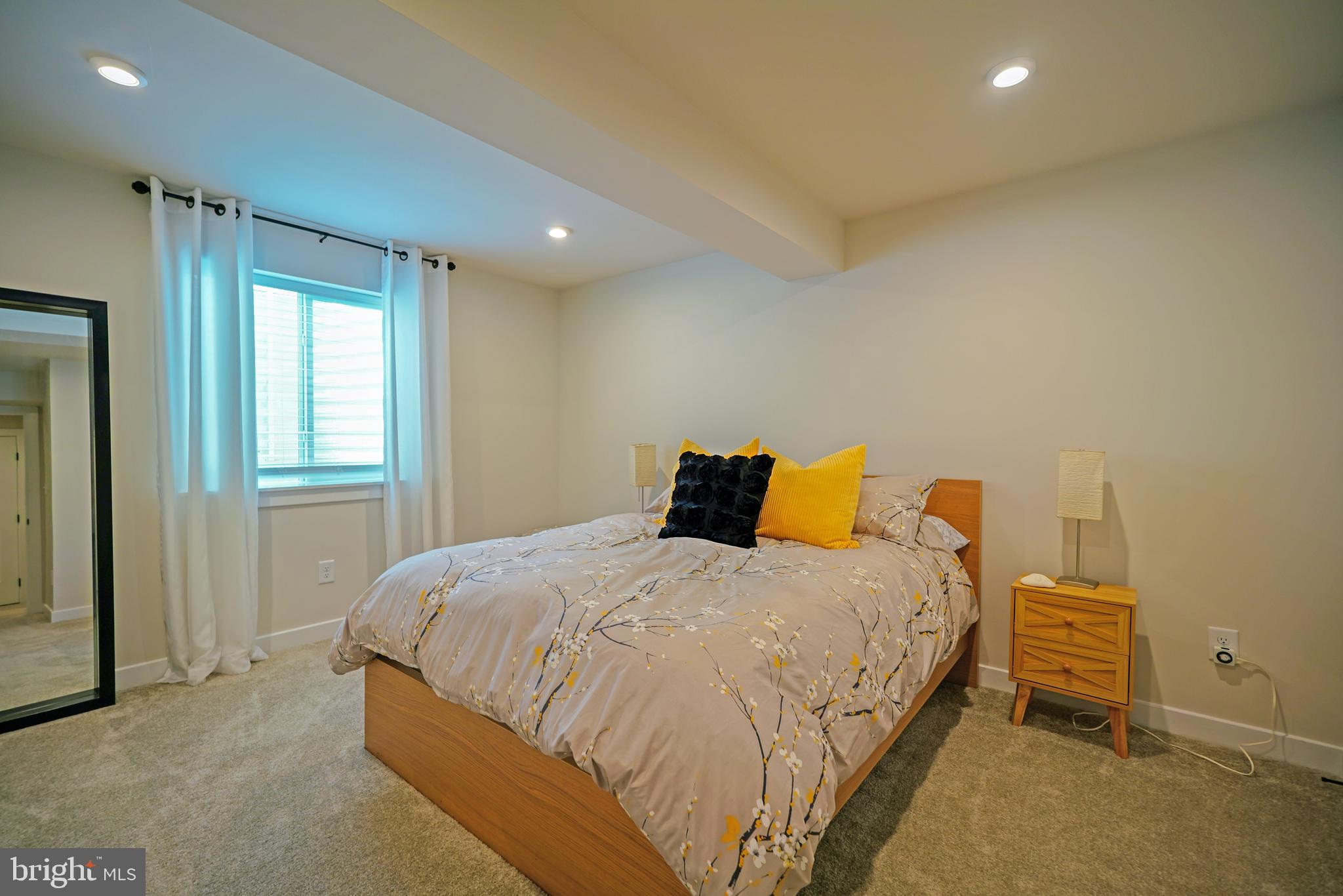 OCEAN MEADOWS - Residential