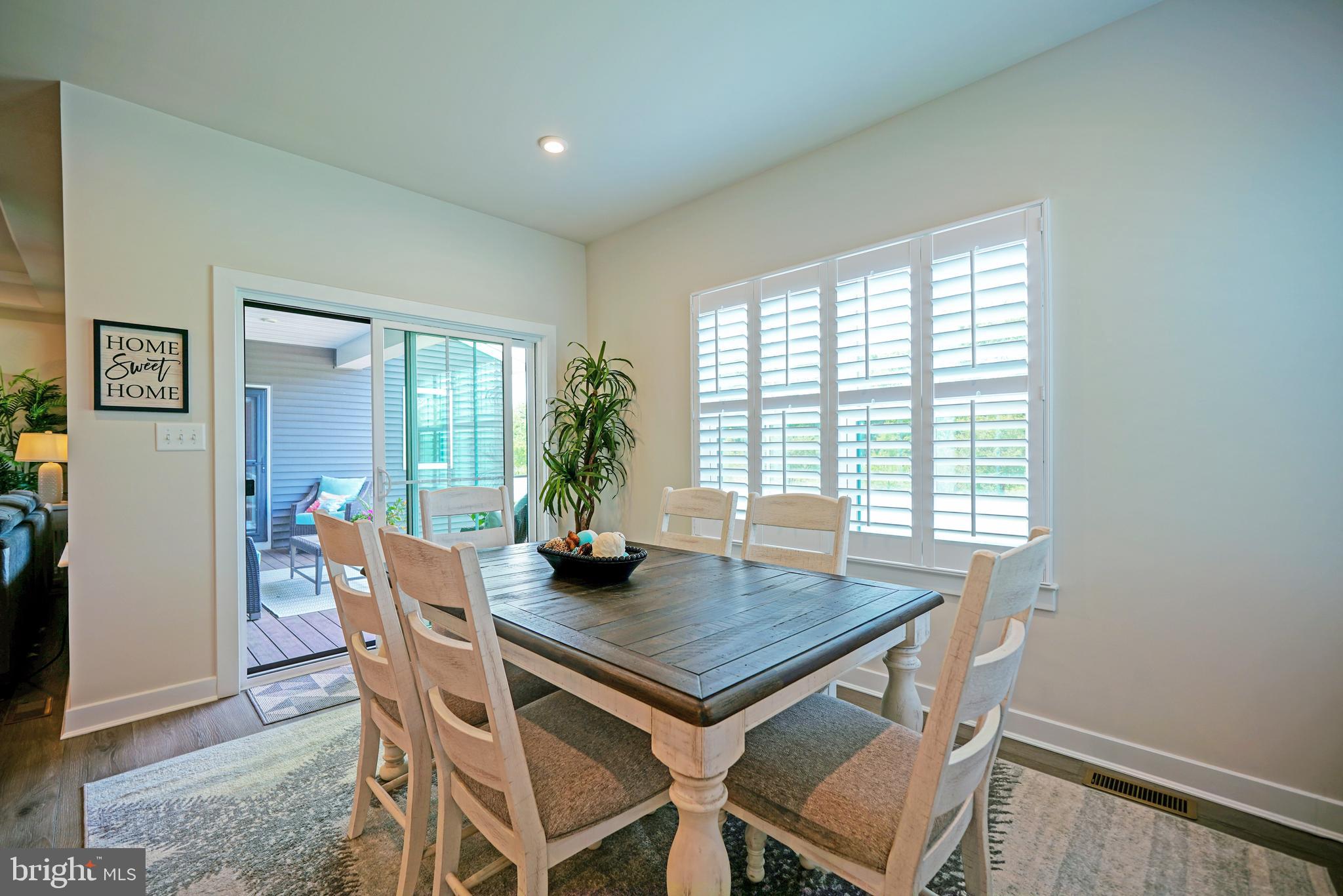OCEAN MEADOWS - Residential
