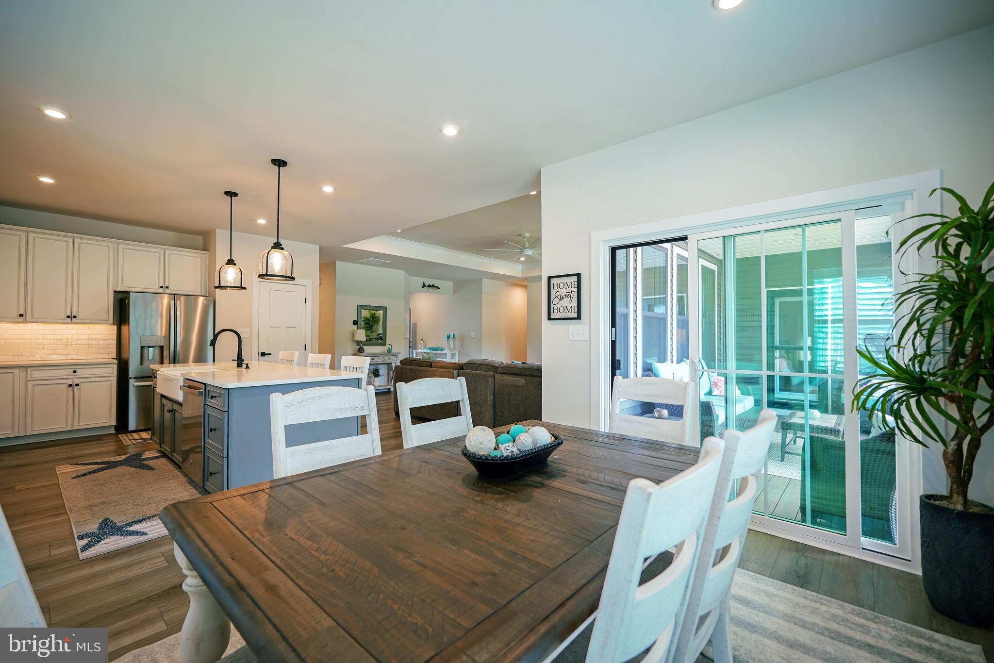 OCEAN MEADOWS - Residential