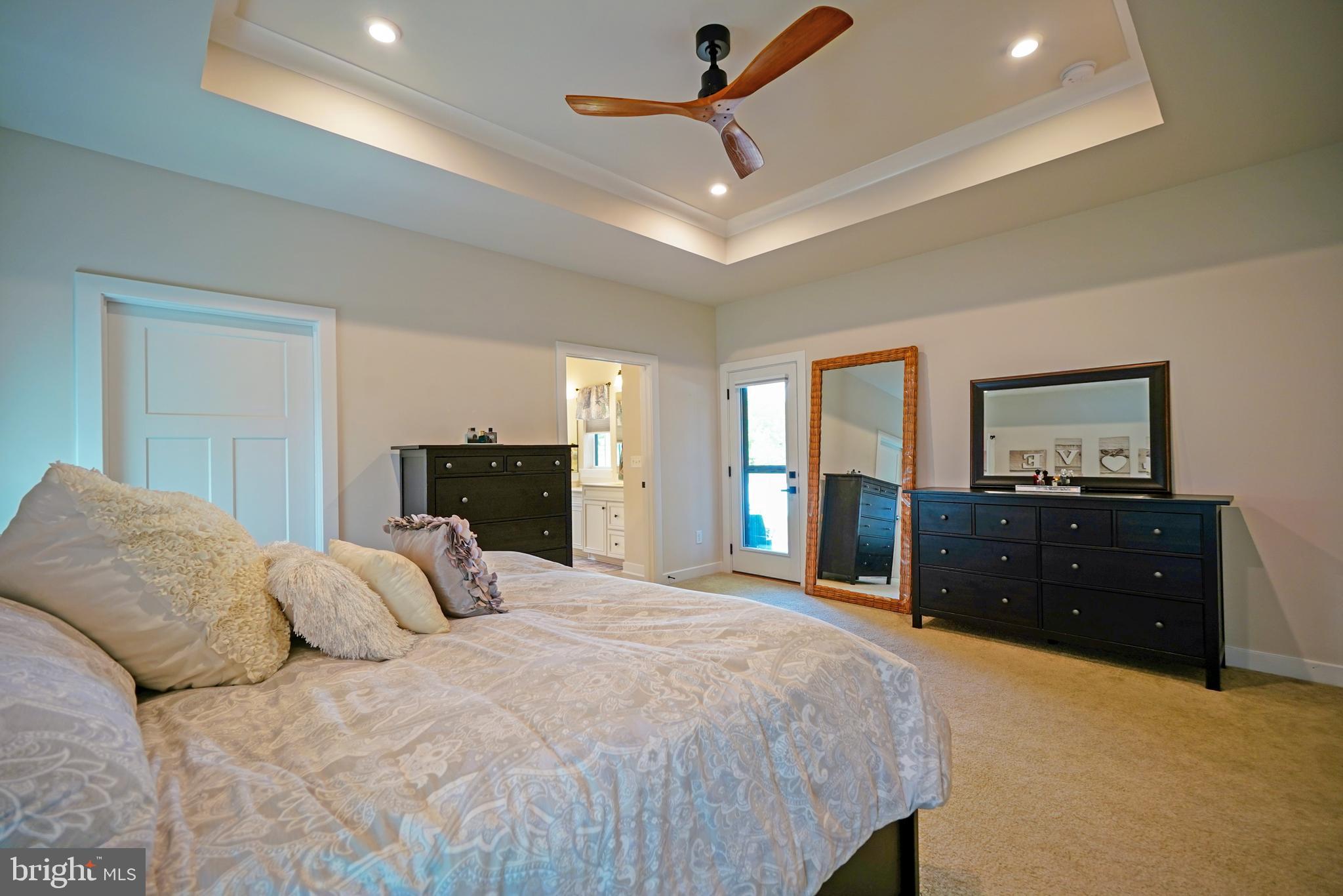 OCEAN MEADOWS - Residential