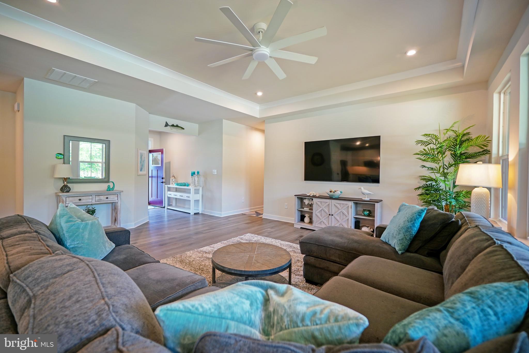 OCEAN MEADOWS - Residential