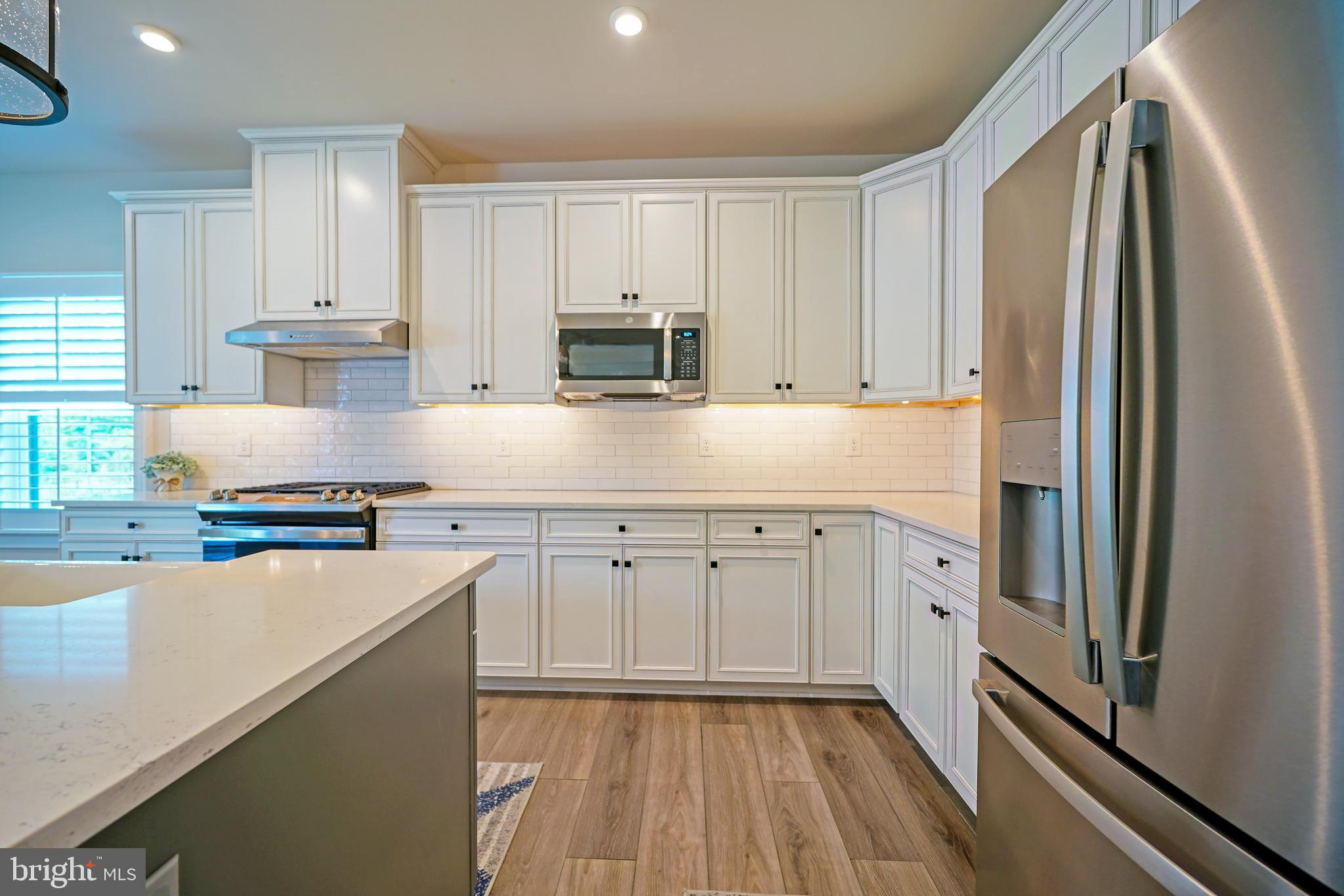 OCEAN MEADOWS - Residential
