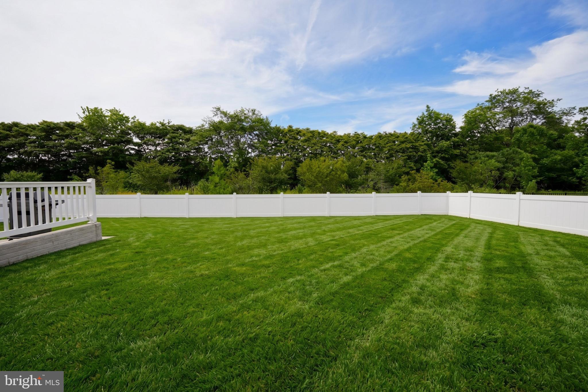 OCEAN MEADOWS - Residential