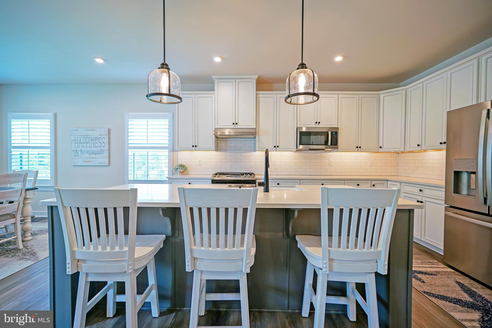 OCEAN MEADOWS - Residential