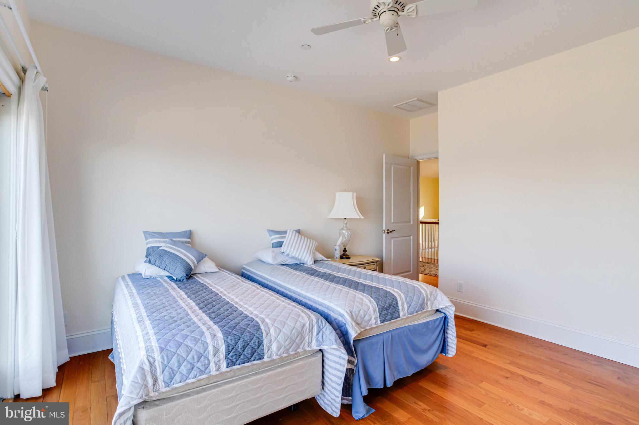 CEDAR POINT - Residential