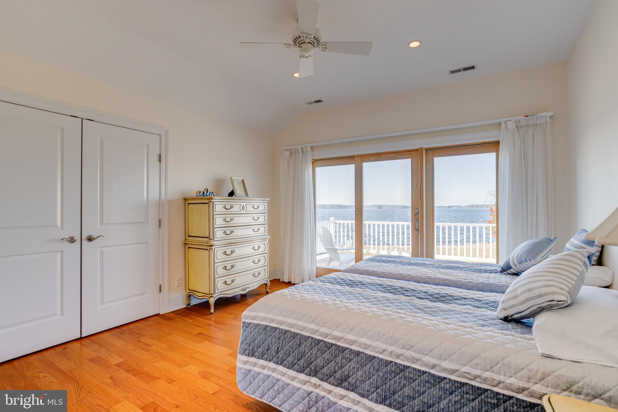 CEDAR POINT - Residential