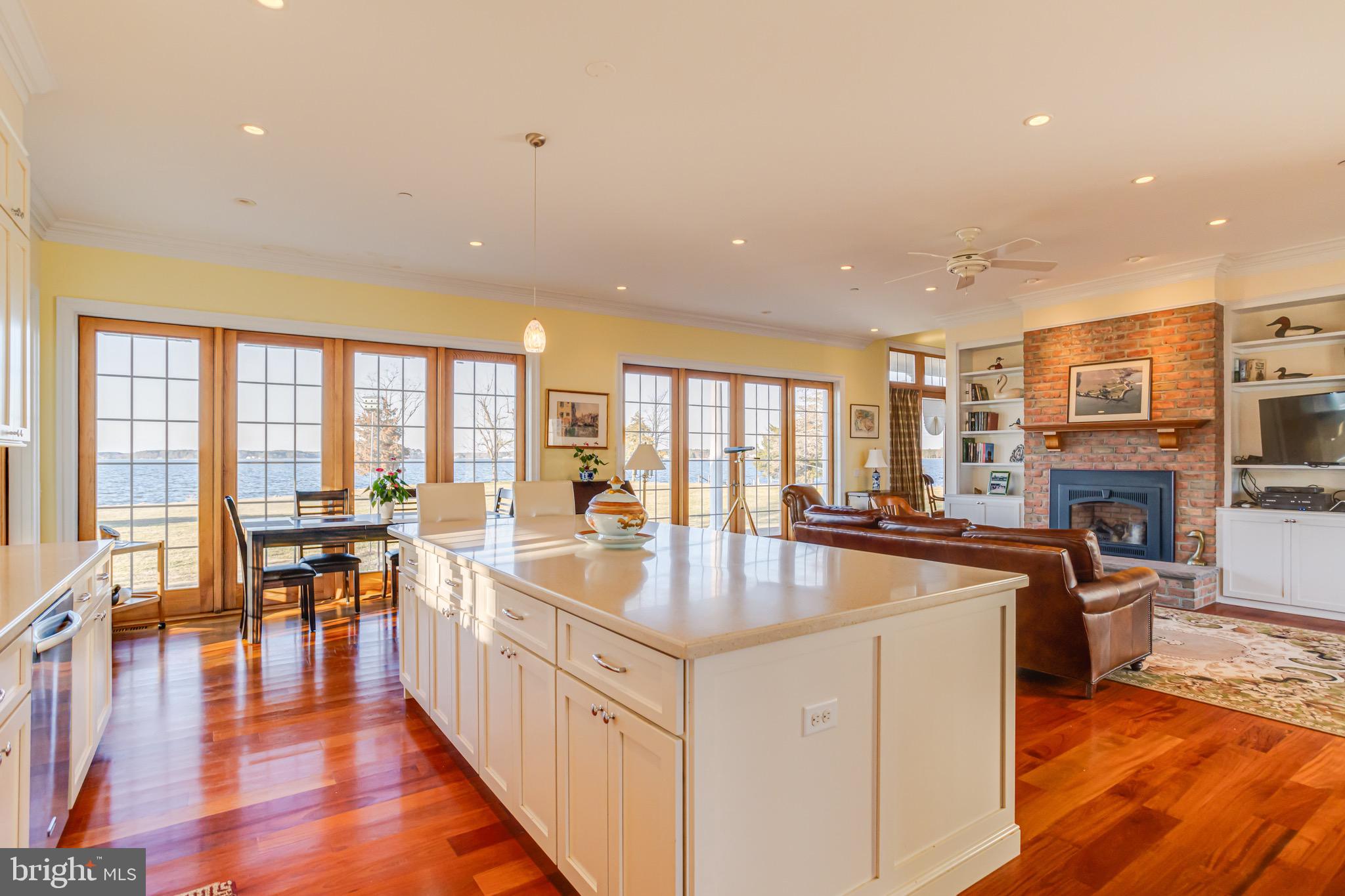 CEDAR POINT - Residential