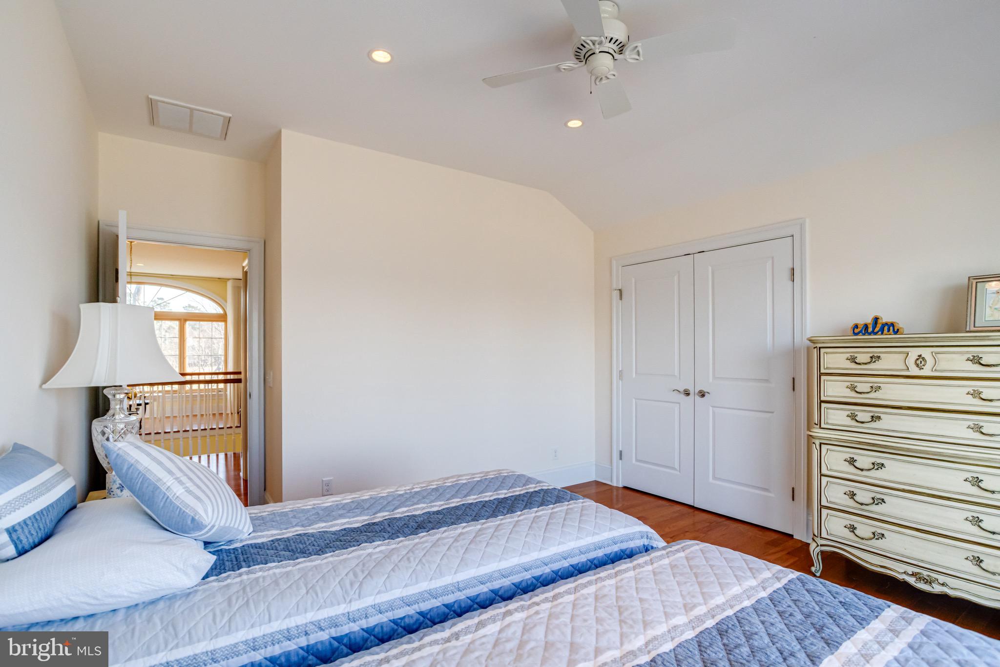 CEDAR POINT - Residential