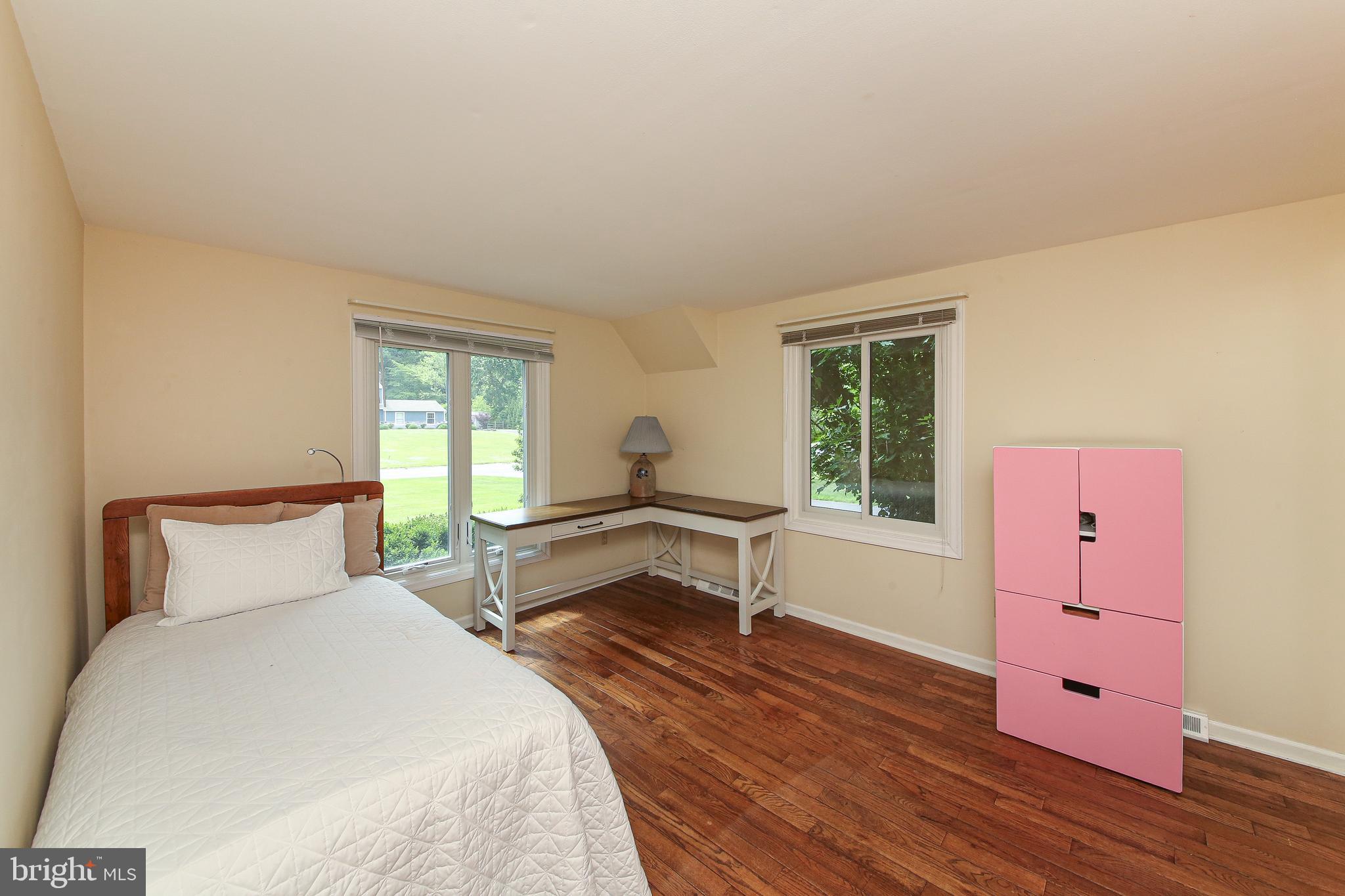 HUNTERS RUN - Residential