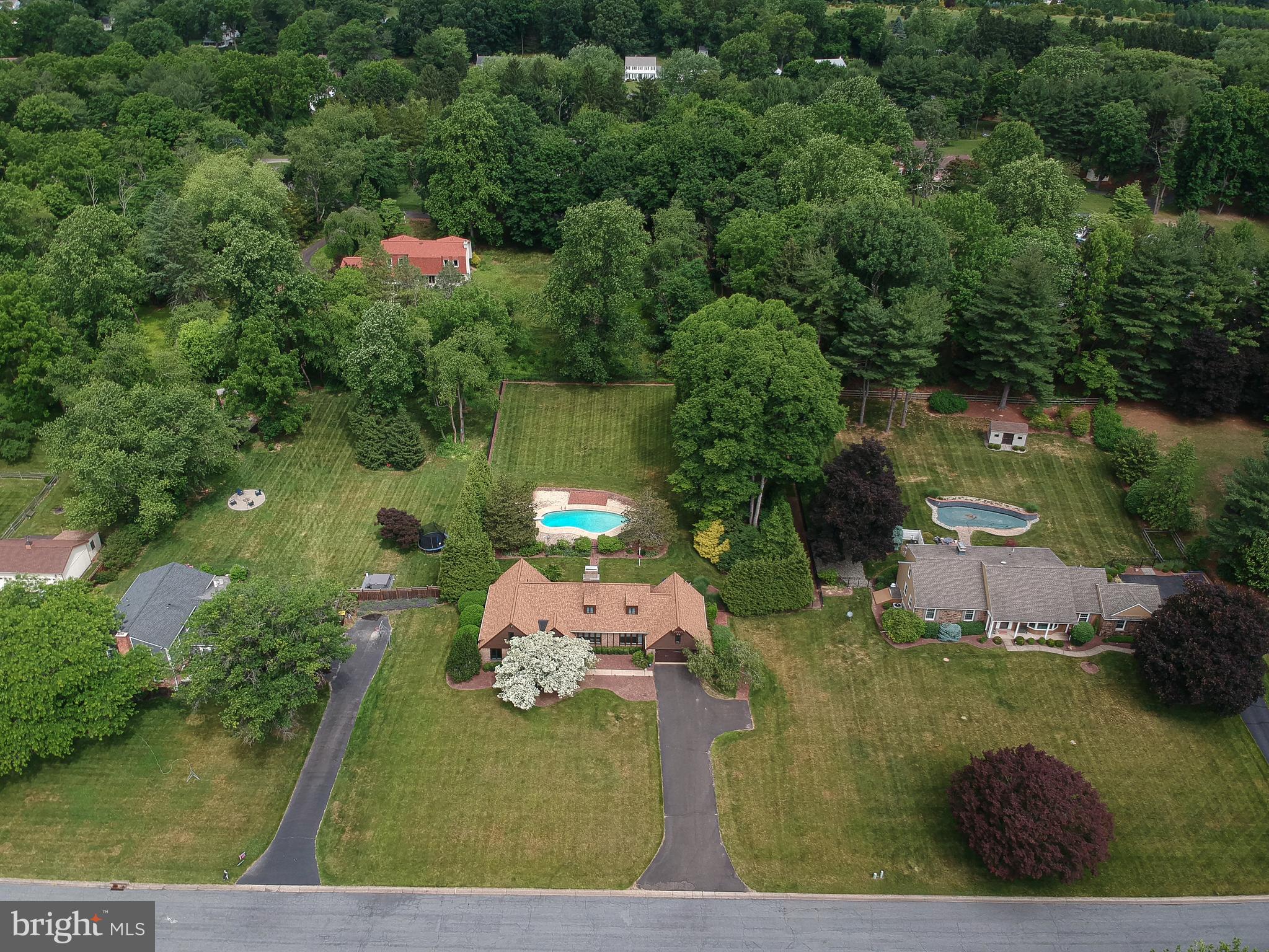 HUNTERS RUN - Residential