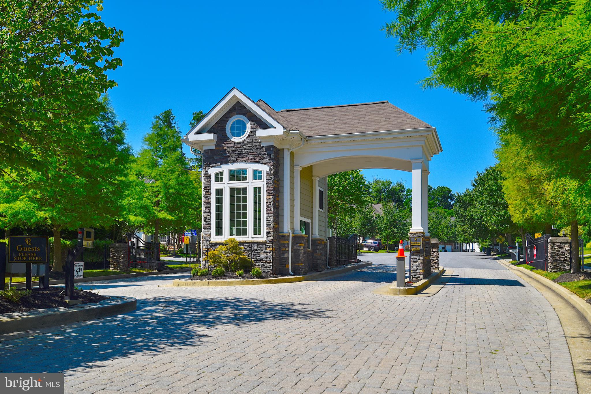 THE BLUFFS AT QUARRY LAKE - Residential