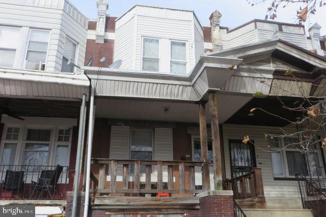 Nice sized, two story, 3 bedroom, porch front row located in Olney on Roosevelt Blvd. Front living and separate dining room with parquet wood floors plus updated kitchen on the 1st floor. Three bedrooms with hardwood floors and full bath on the 2nd floor. Good starter home for first time buyers or tremendous rental potential for investors.