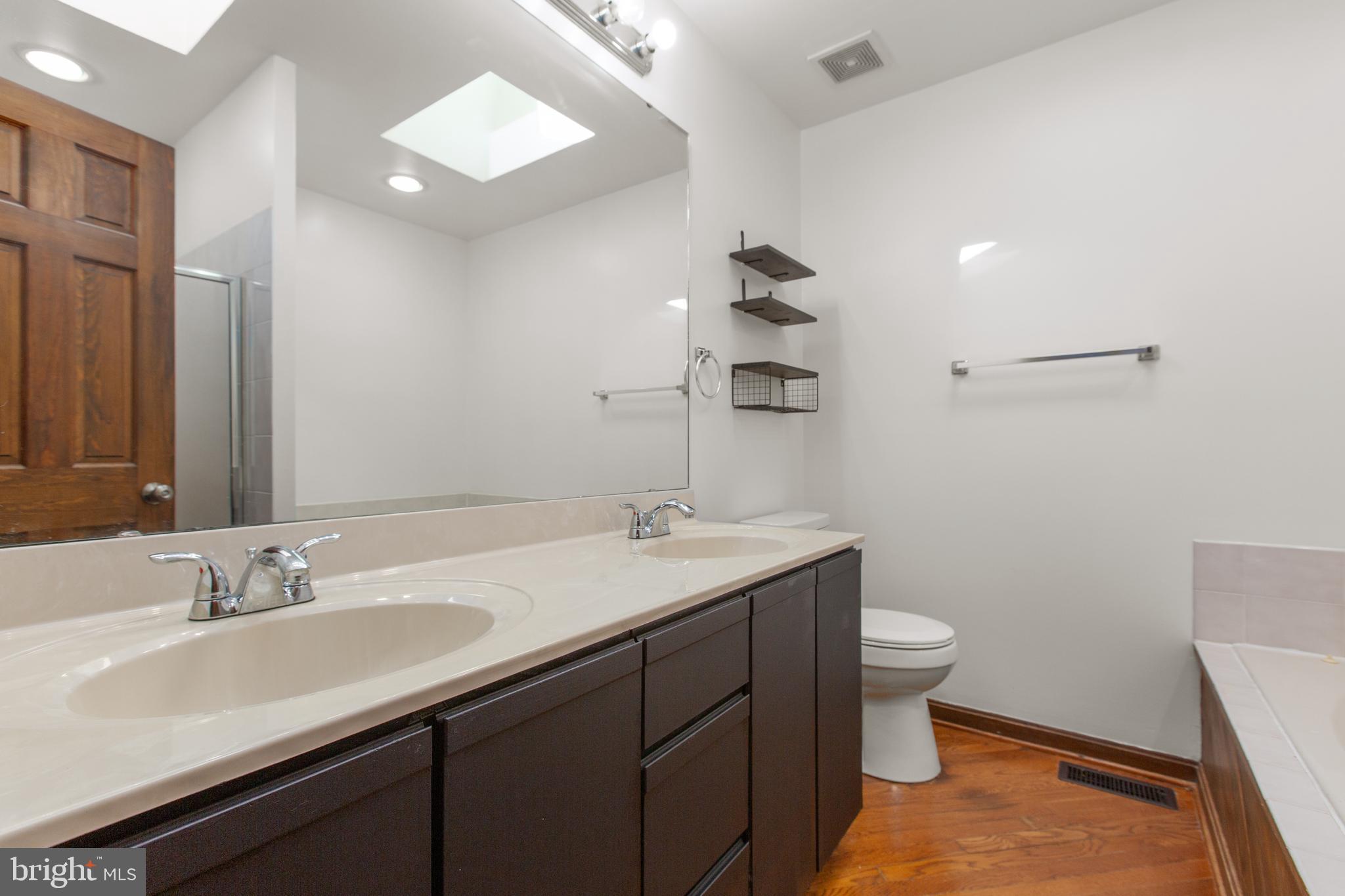 SHADE TREE - Residential