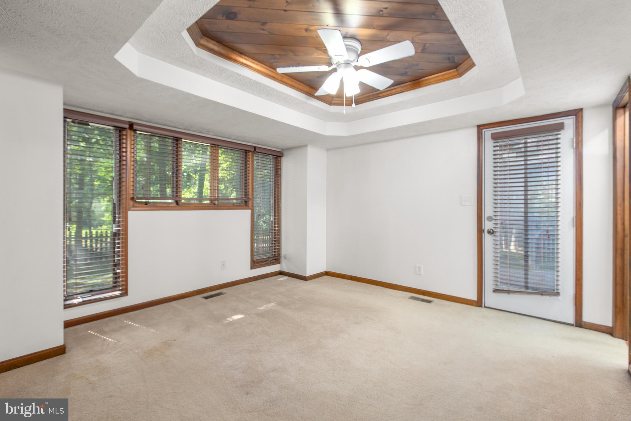 SHADE TREE - Residential