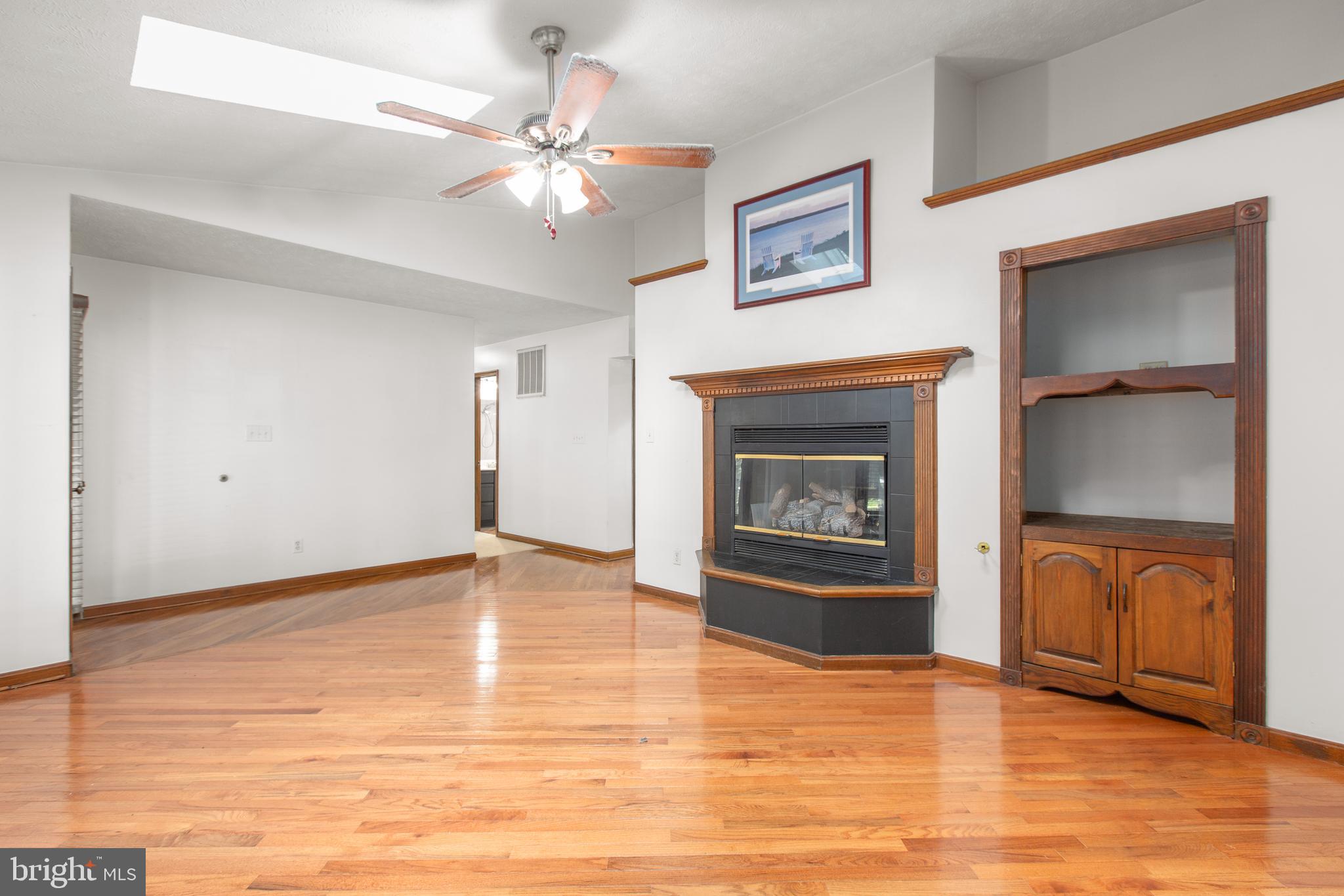 SHADE TREE - Residential