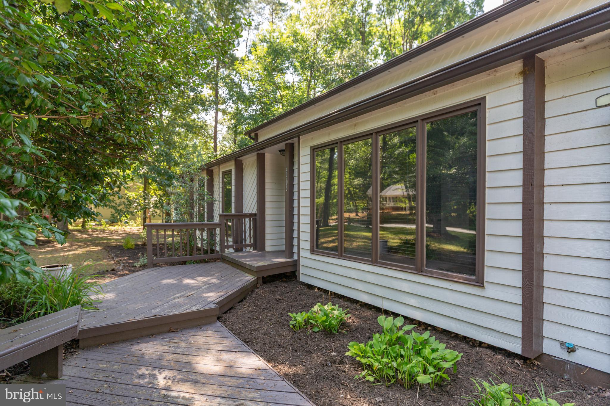 SHADE TREE - Residential
