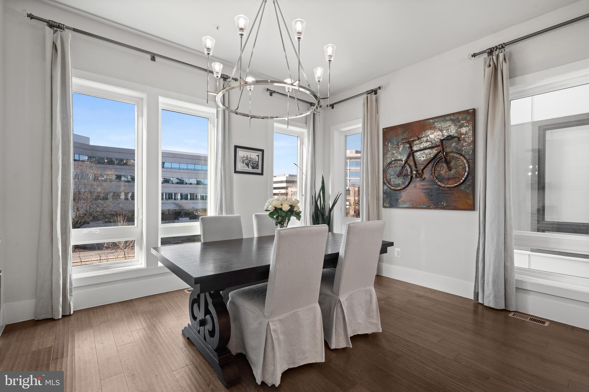 EISENHOWER SQUARE - Residential Lease