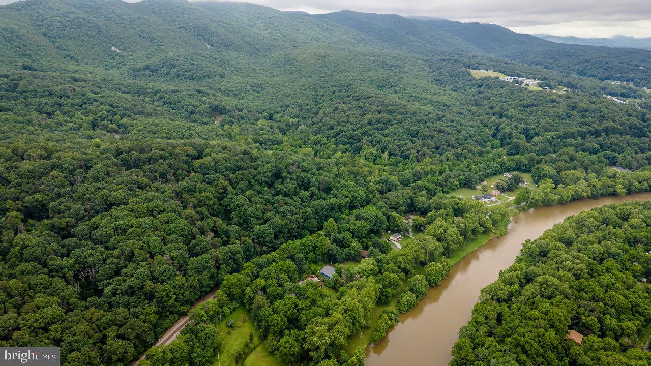 SHENANDOAH GAP - Residential