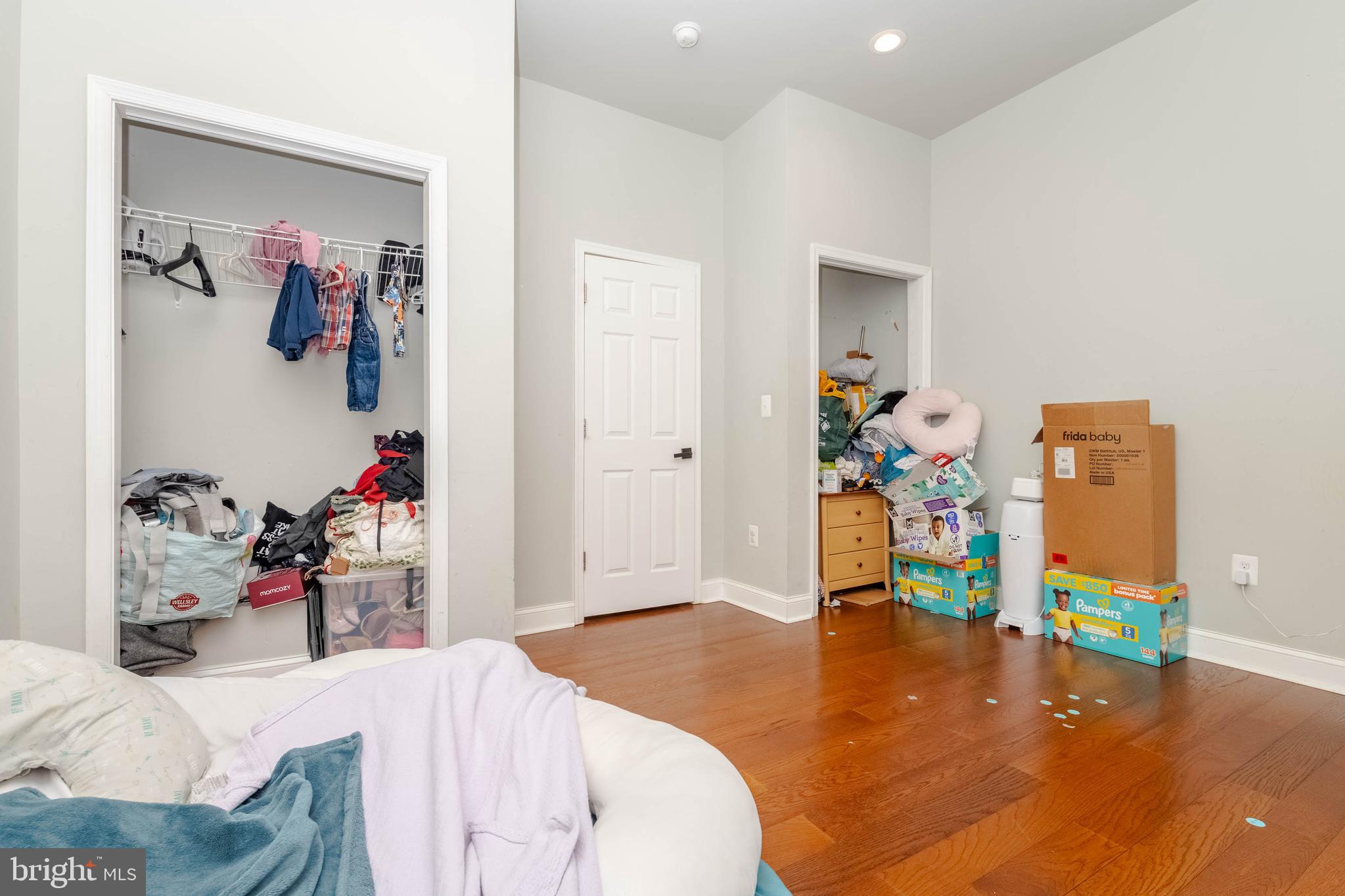 WINCHESTER - Residential