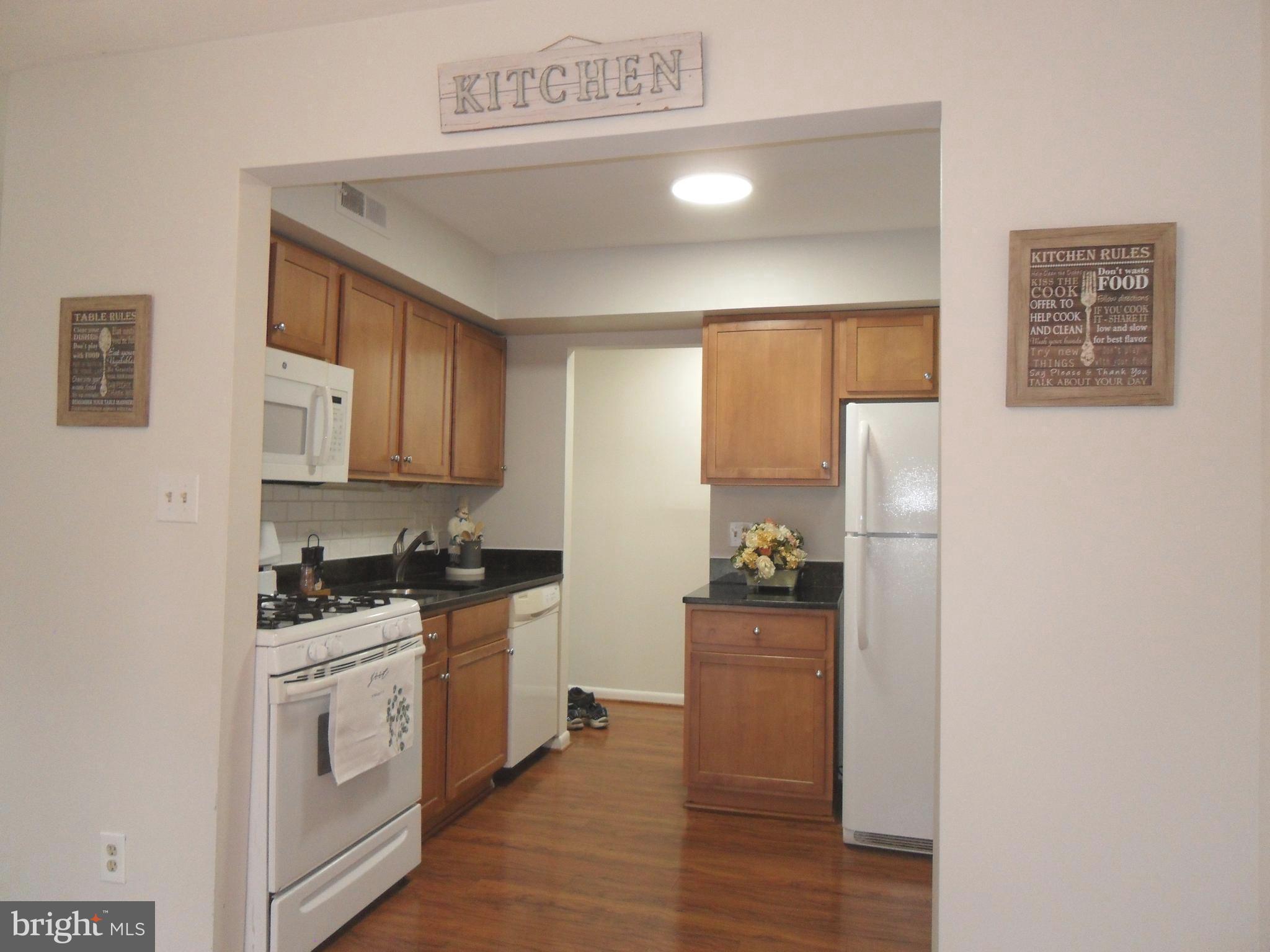 VILLAGE OF LONG REACH - Residential