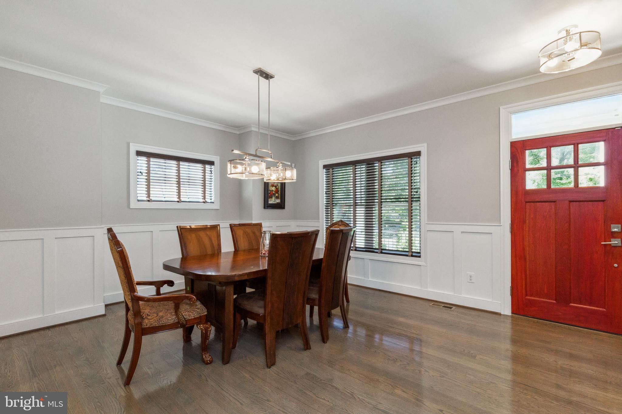 FALLS CHURCH CITY - Residential