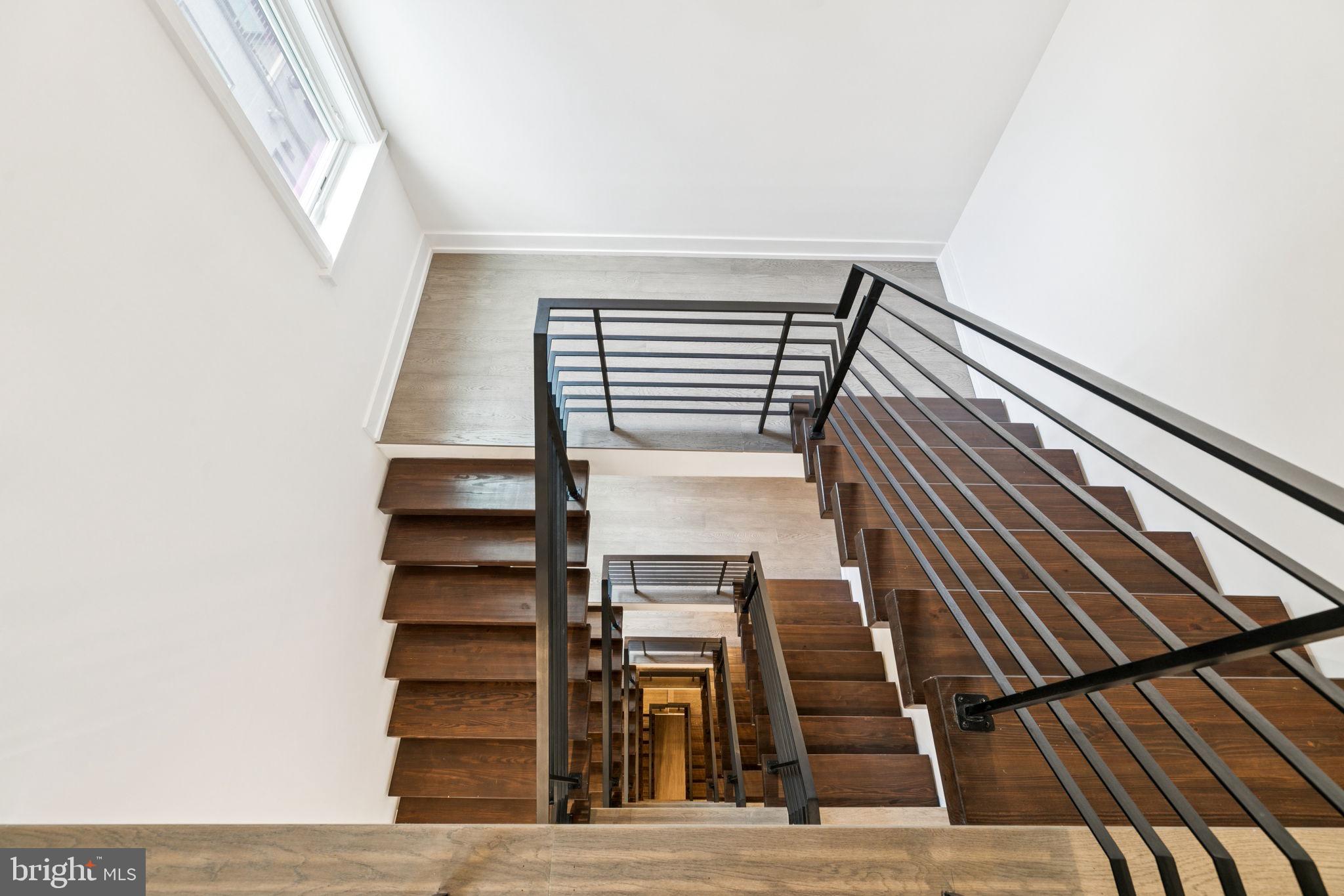 BELLA VISTA - Residential