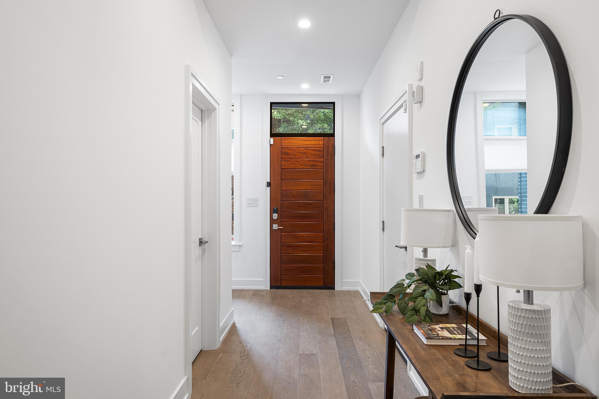 BELLA VISTA - Residential