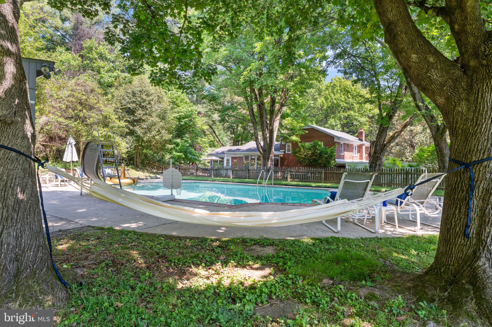 QUAINT ACRES - Residential