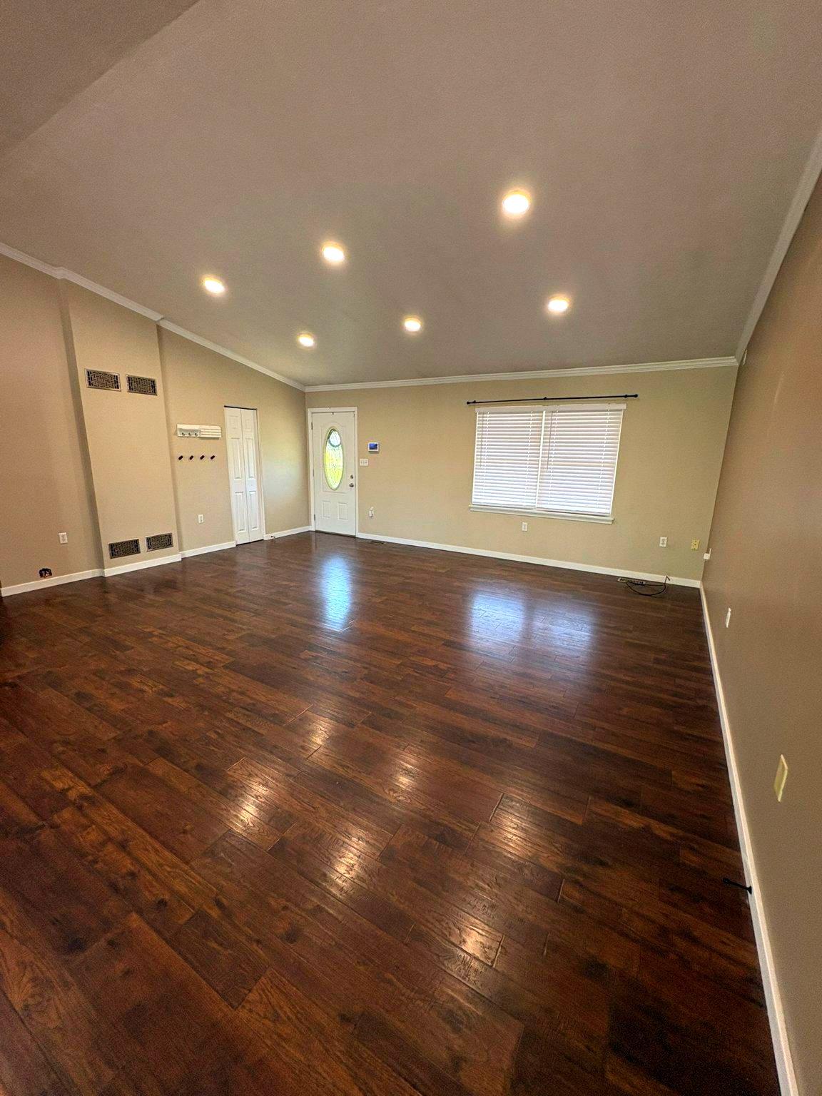 PENN STREET - Residential