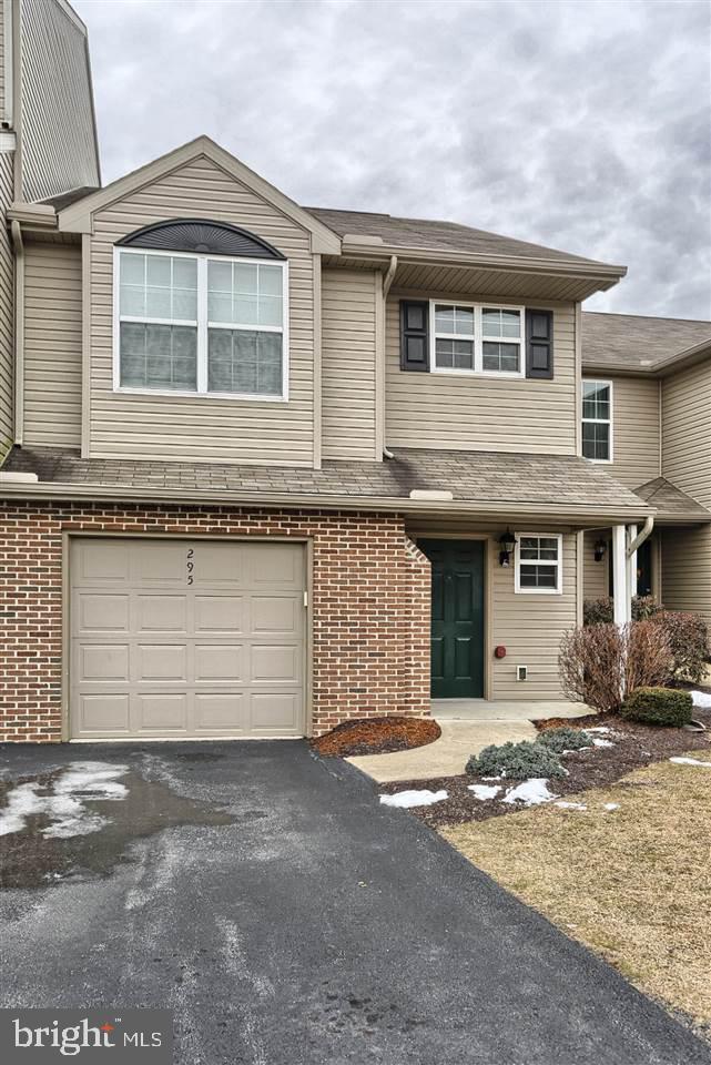 PINNACLE AT HERSHEY MEADOWS - Residential