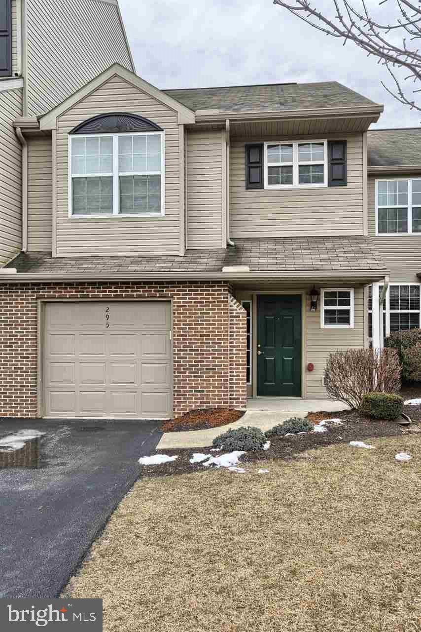 PINNACLE AT HERSHEY MEADOWS - Residential