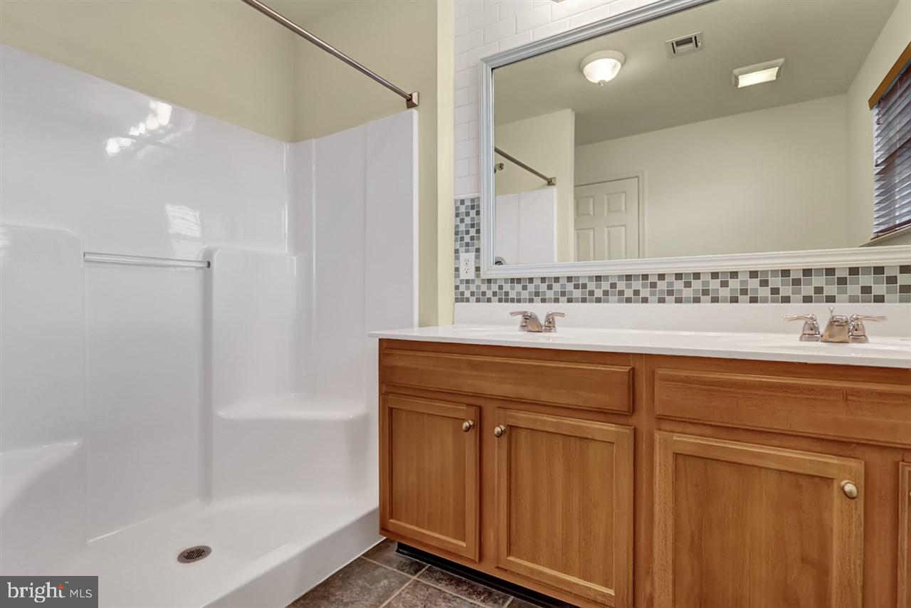 PINNACLE AT HERSHEY MEADOWS - Residential
