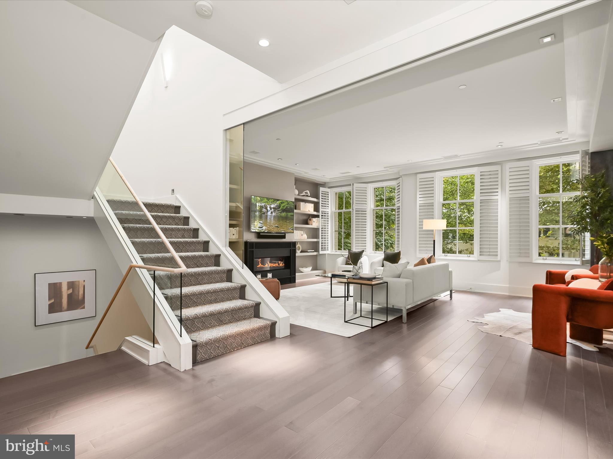 GEORGETOWN - Residential