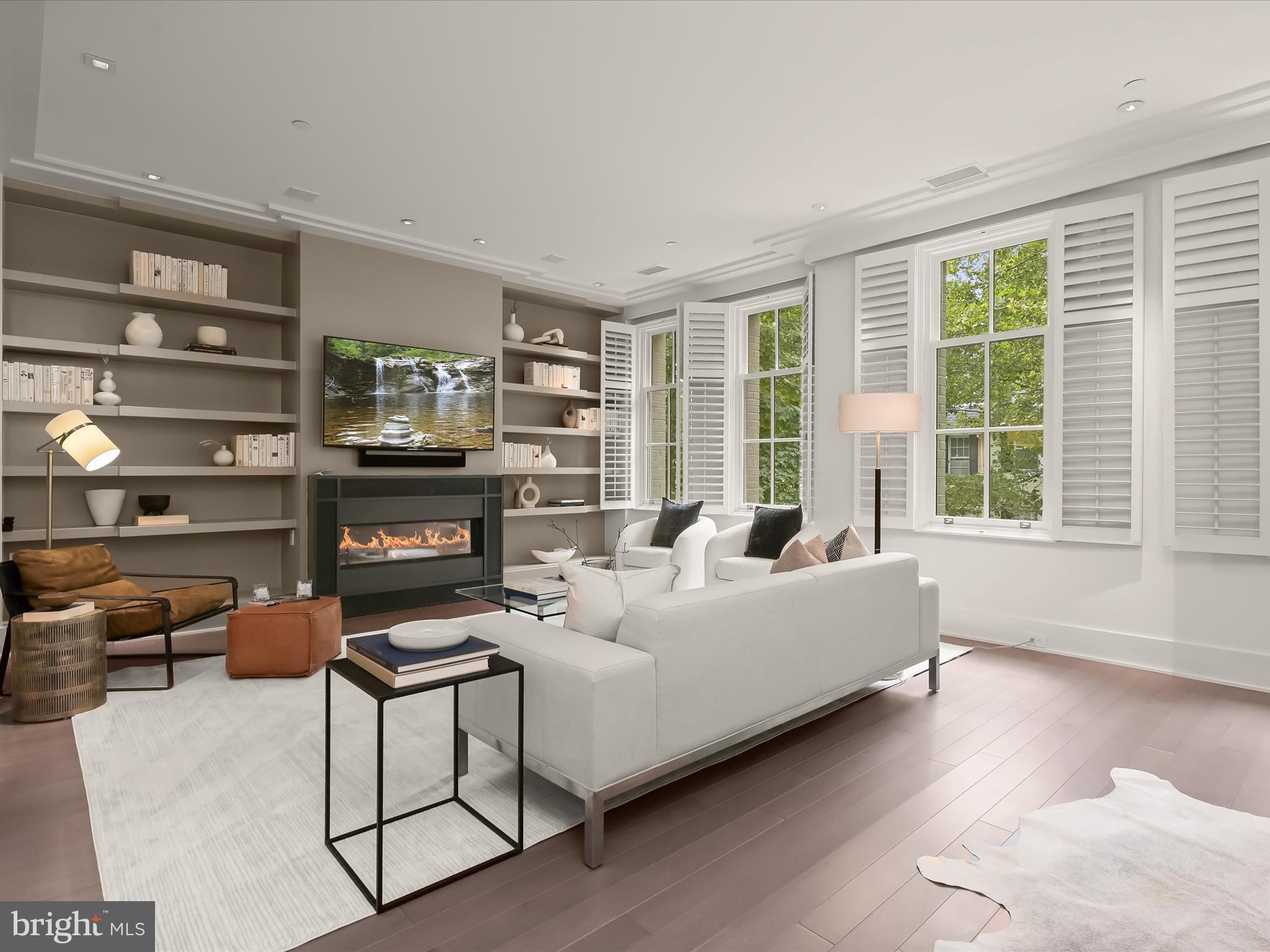 GEORGETOWN - Residential