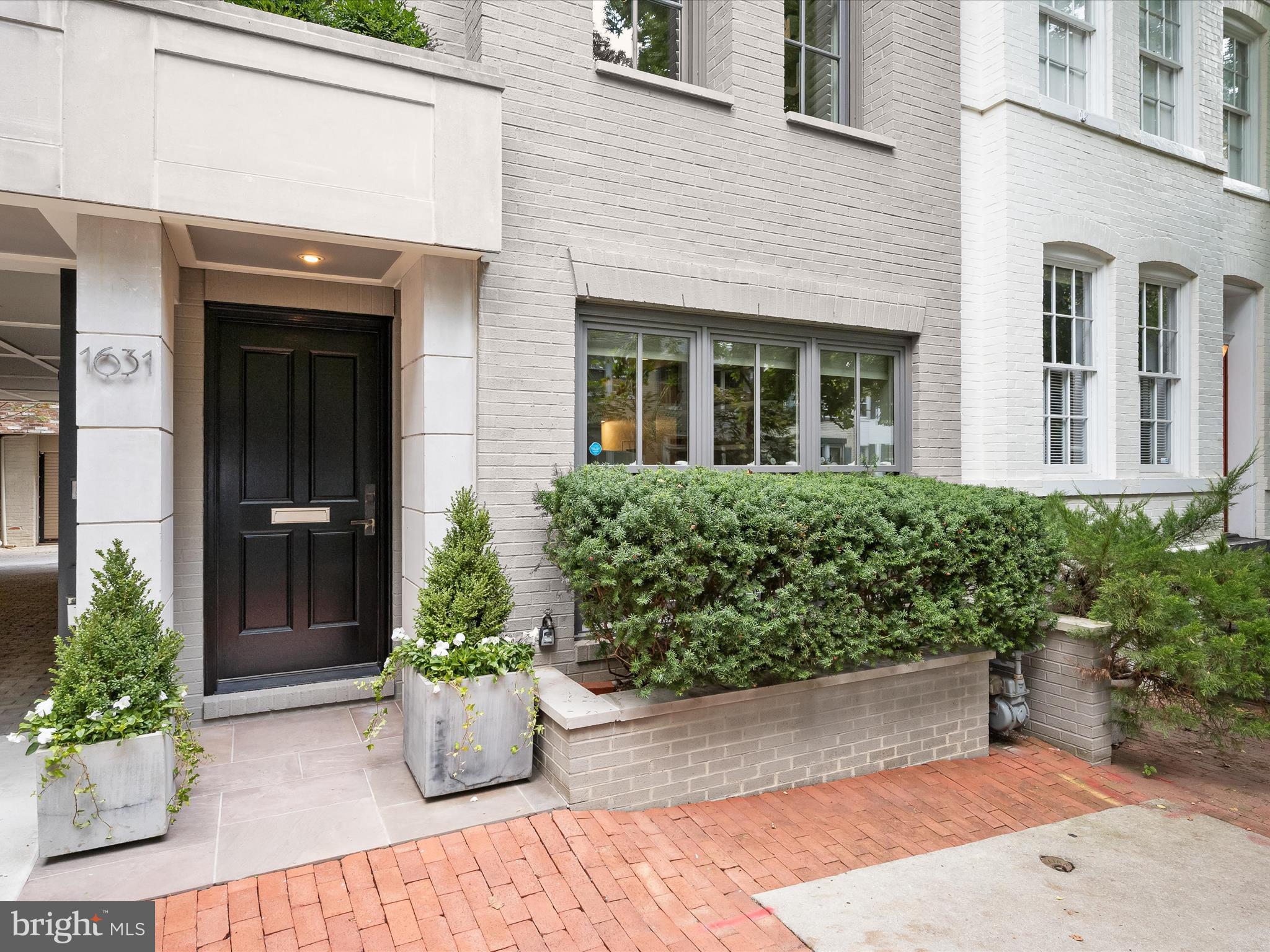 GEORGETOWN - Residential