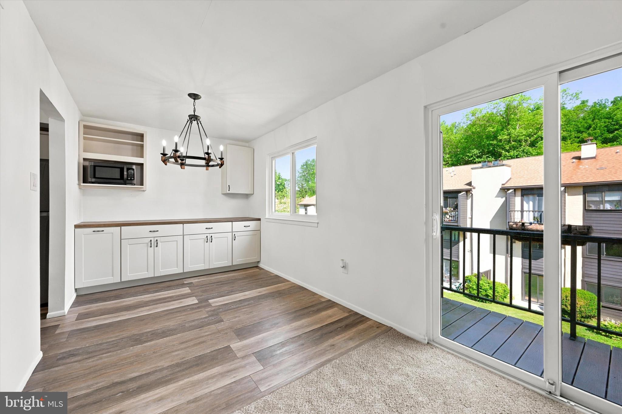 PAINTERS CROSSING - Residential