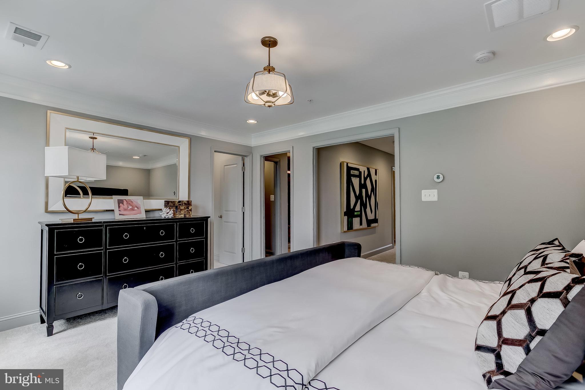 SUMMERFIELD VILLAGE - Residential