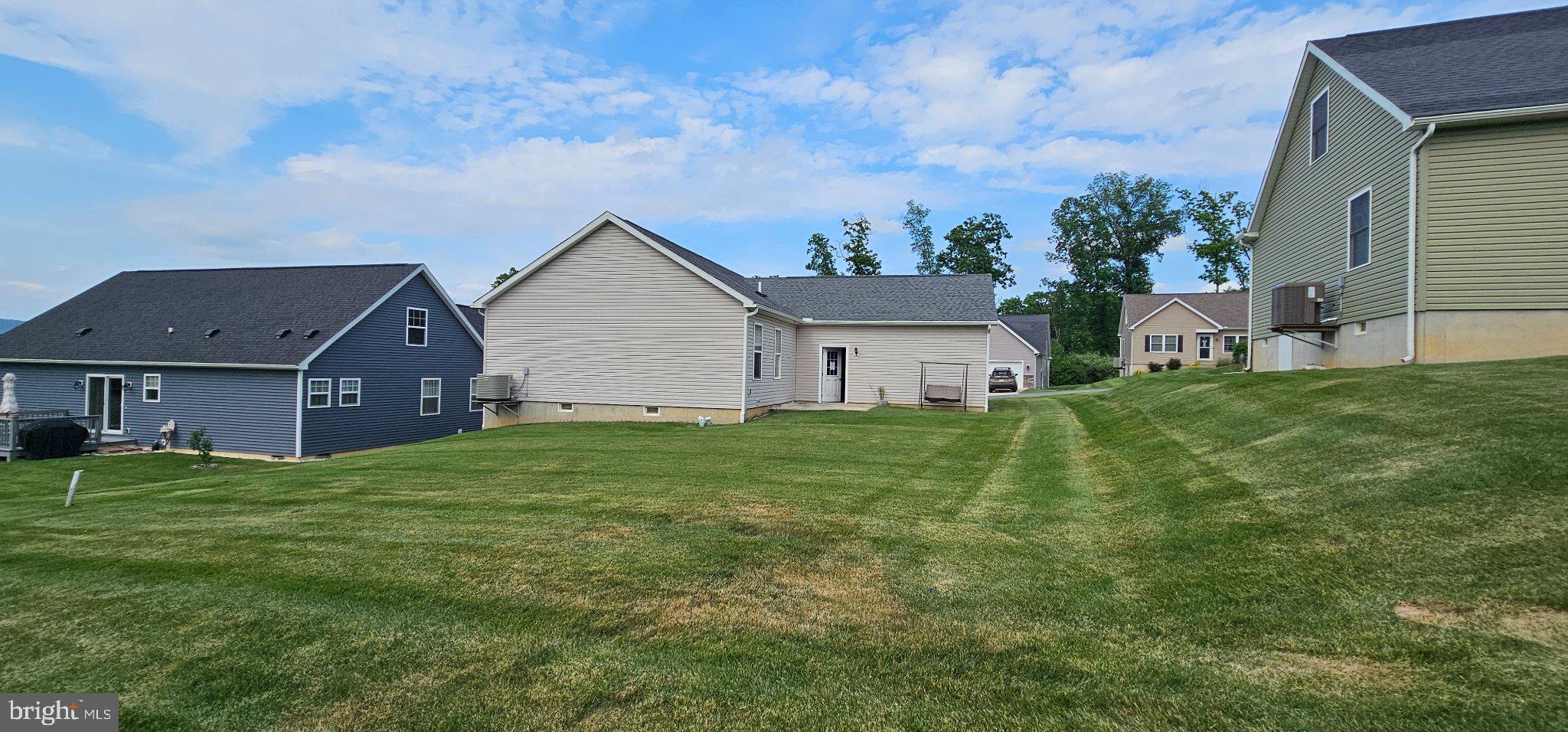NITTANY GROVE - Residential