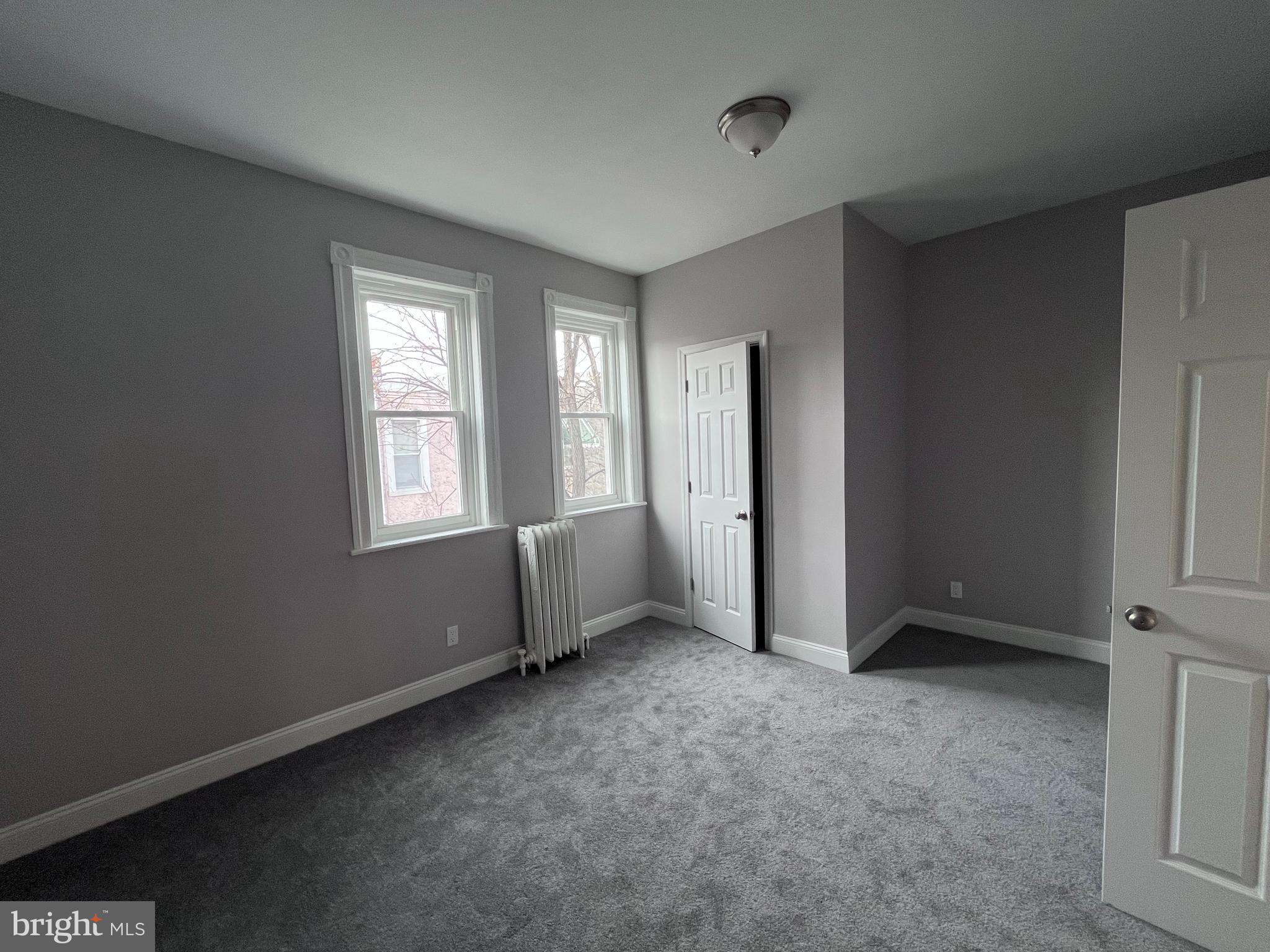 STRAWBERRY MANSION - Residential