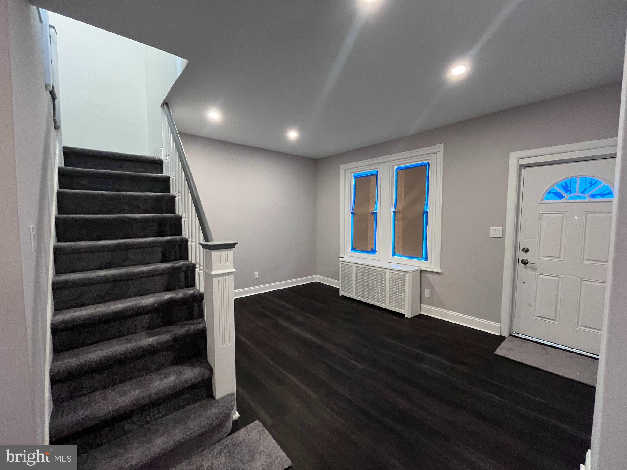 STRAWBERRY MANSION - Residential