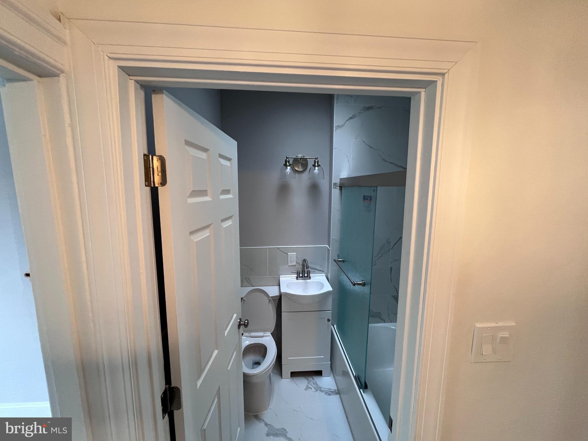 STRAWBERRY MANSION - Residential