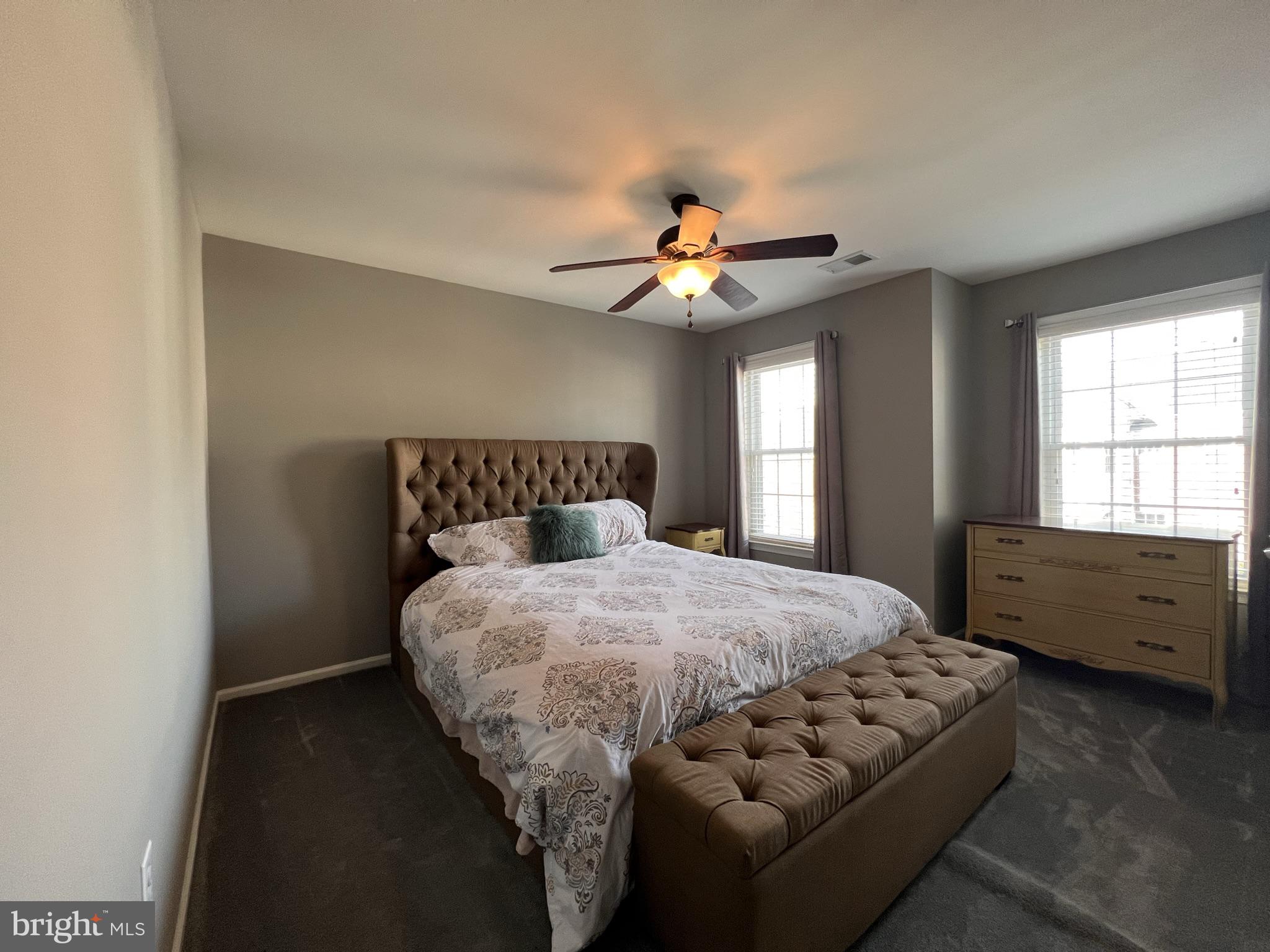 CASCADES - Residential Lease