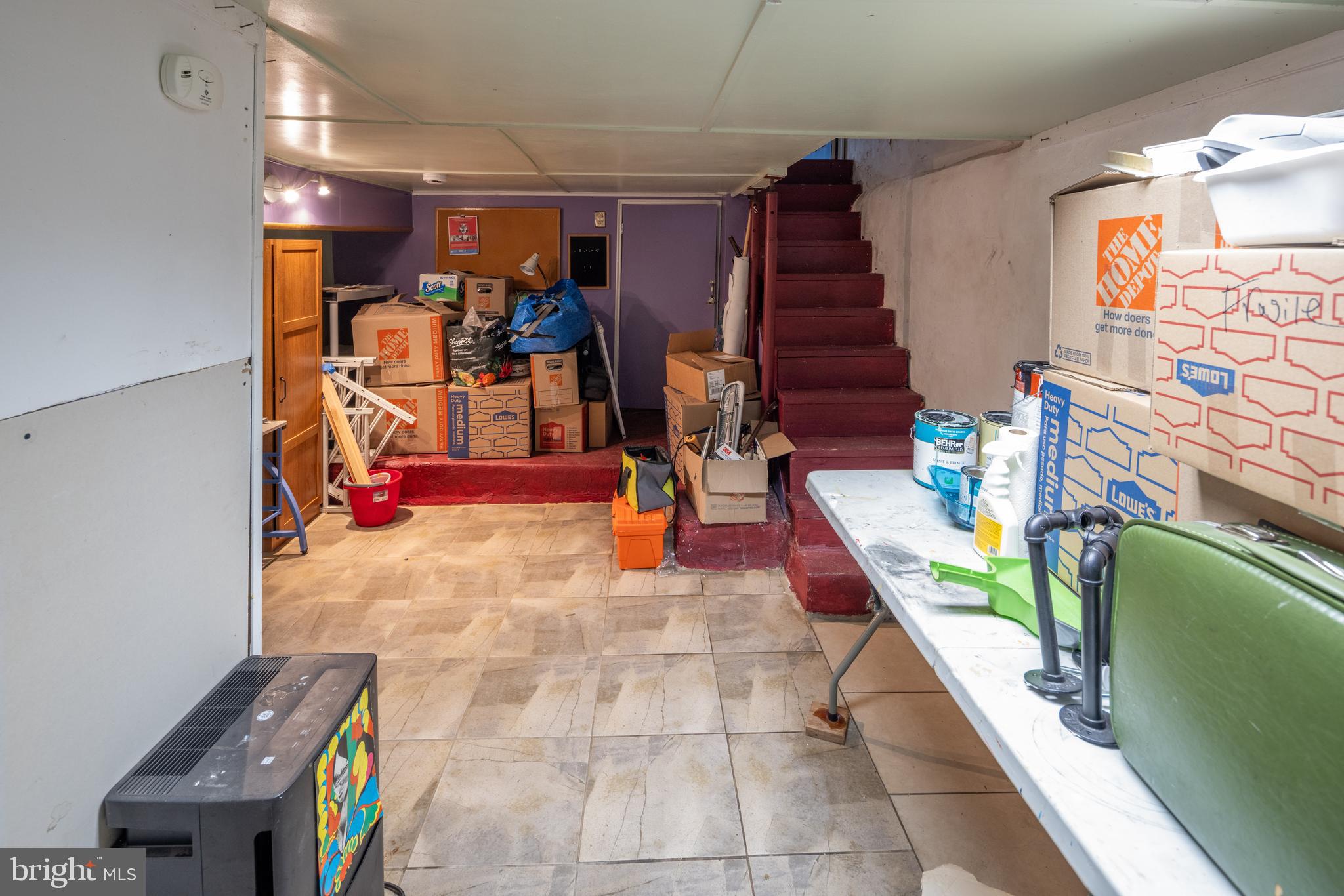 EAST KENSINGTON - Residential