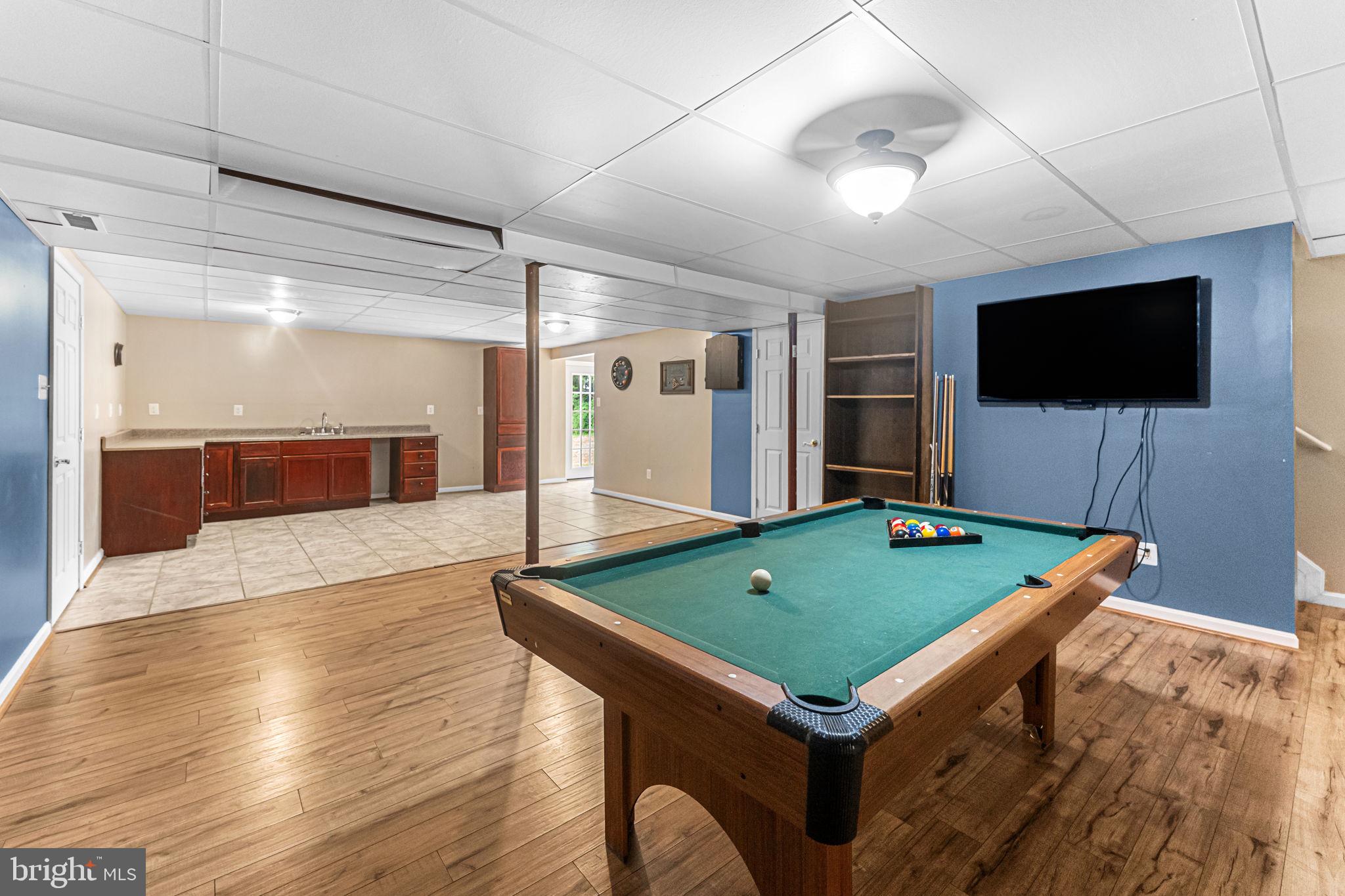 HUNTERS RIDGE - Residential