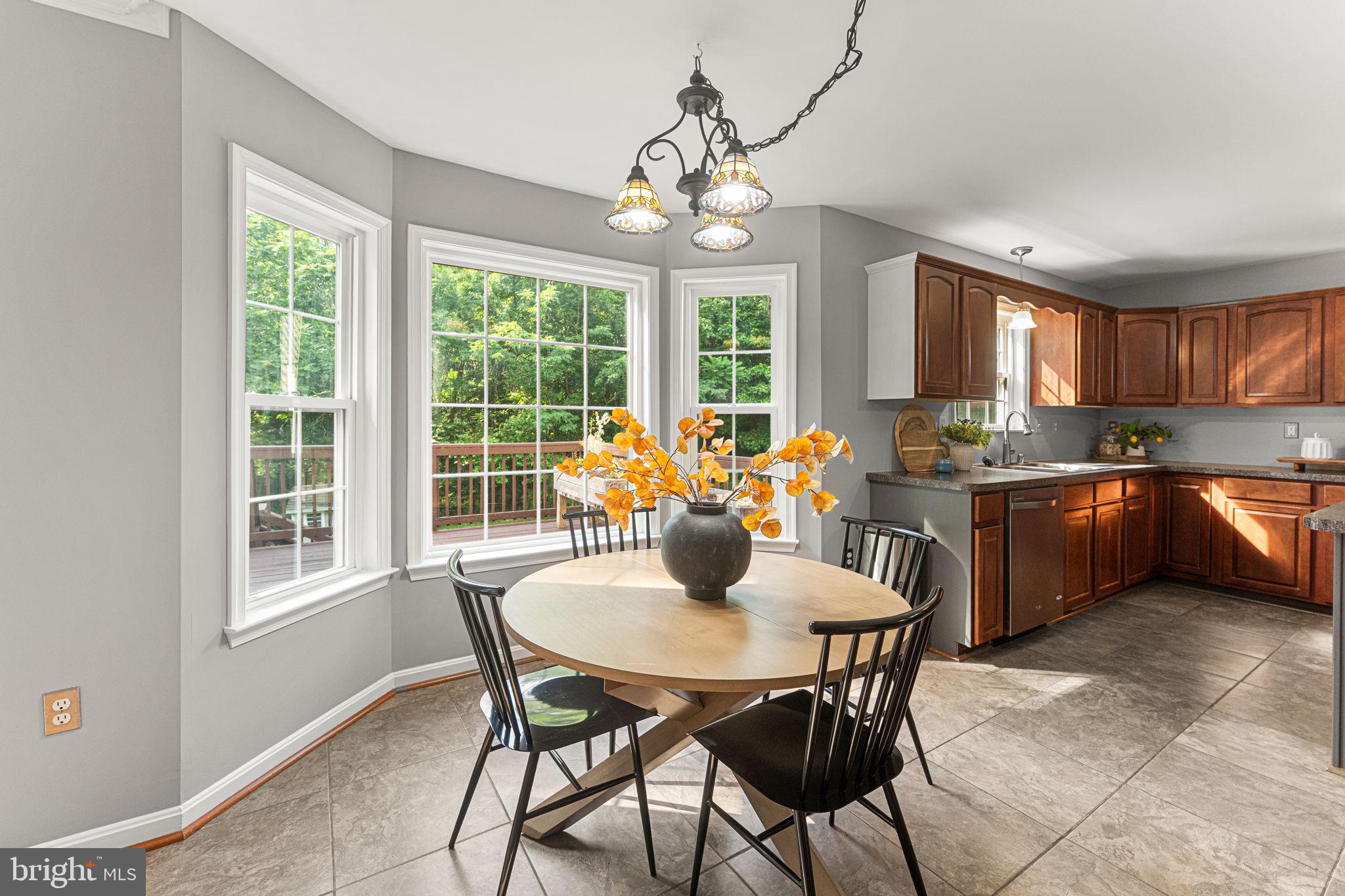 HUNTERS RIDGE - Residential