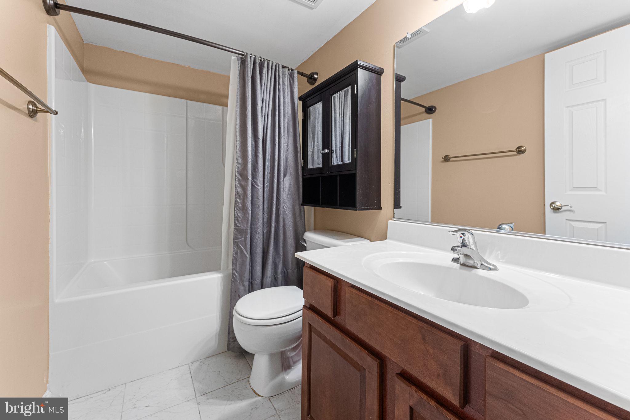 HUNTERS RIDGE - Residential