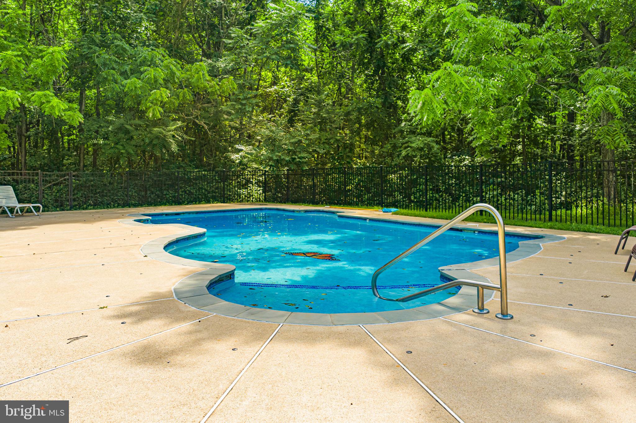 HUNTERS RIDGE - Residential
