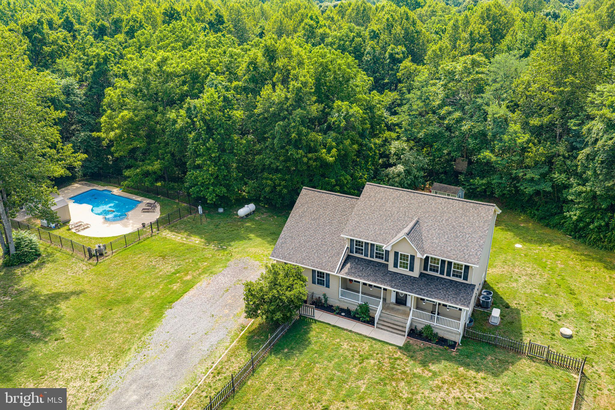 HUNTERS RIDGE - Residential