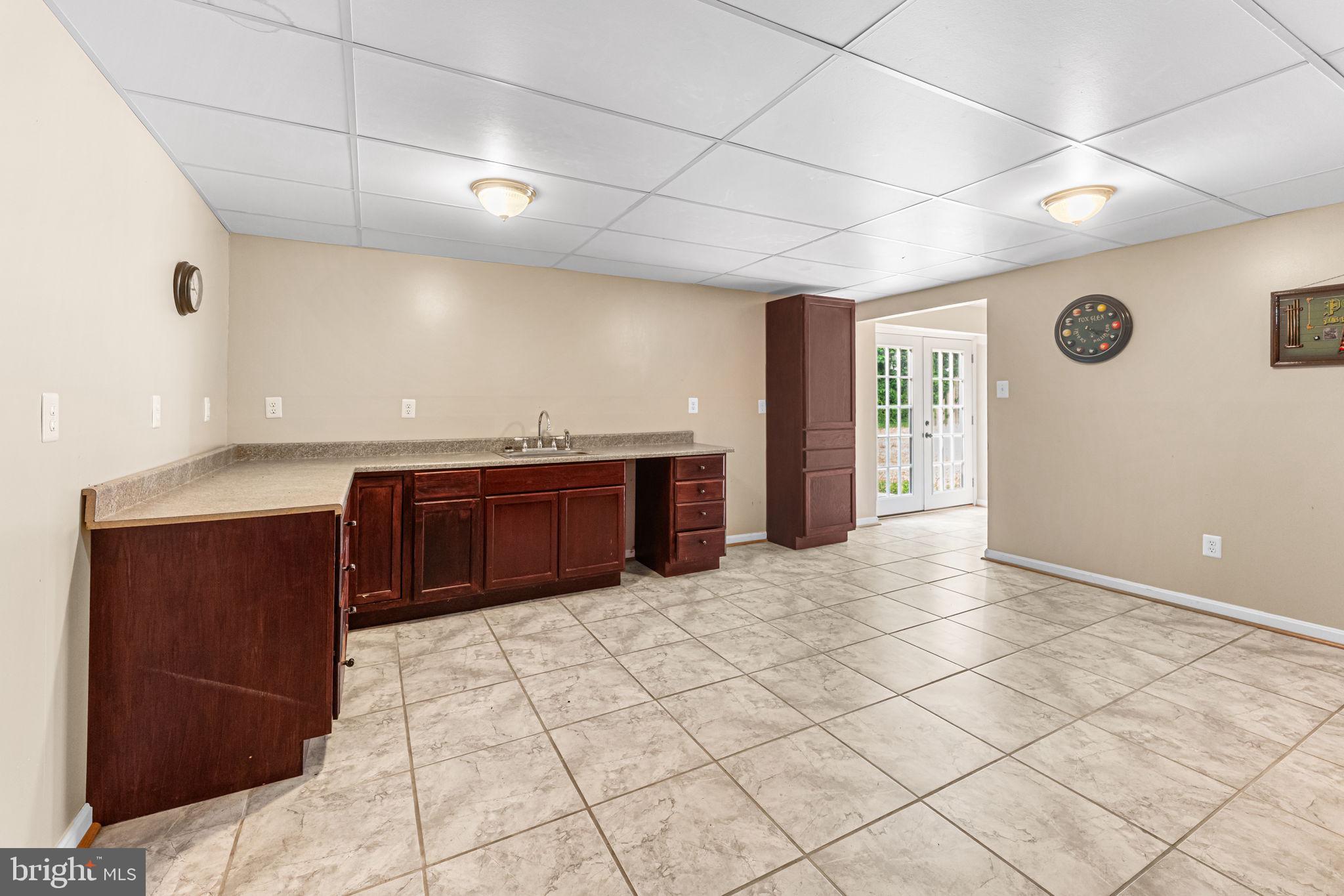 HUNTERS RIDGE - Residential